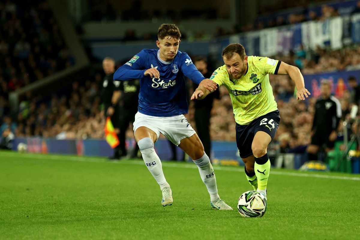 Soi kèo Southampton vs Everton: Phân tích lực lượng và tỷ lệ cược 02/11