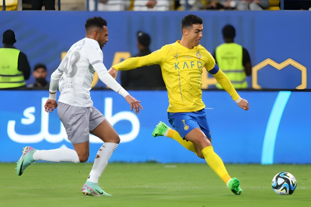 Trực tiếp Al Nassr vs Al Taee: Cập nhật diễn biến, kết quả nhanh nhất!