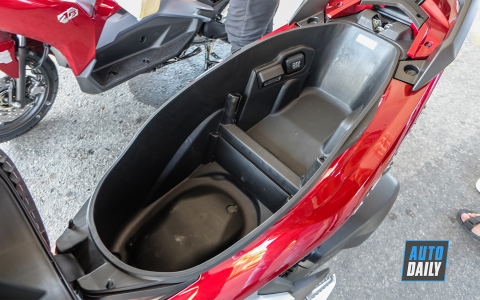Air Blade 2020 và 2019: Chọn xe tay ga nào phù hợp với bạn?