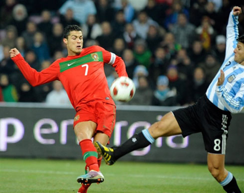 Phân tích chiến thuật trận argentina vs bồ đào nha? Liệu Messi hay Ronaldo sẽ tỏa sáng hơn?