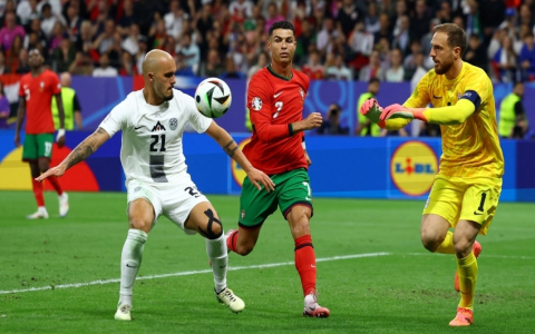Azerbaijan vs Bồ Đào Nha trực tiếp kênh nào? Xem ở đâu nét căng nhất.