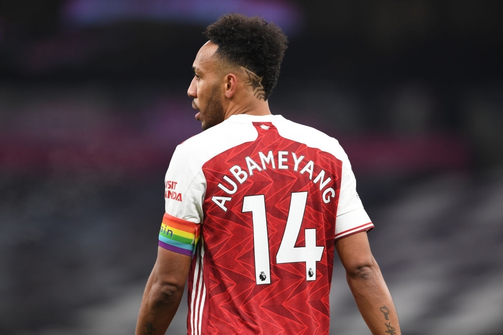 Aubameyang đấu Leicester: Ai sẽ tỏa sáng hơn?