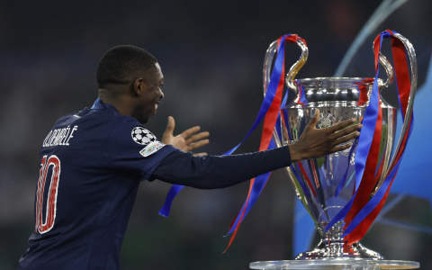 Bayer vs PSG ai sẽ thắng? Cùng bình luận và dự đoán với người hâm mộ.